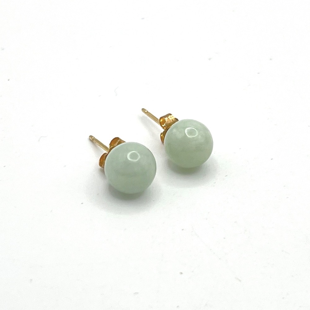14K Yellow Gold Natural Green Jadeite Jade 8mm Round Bead Stud Earrings